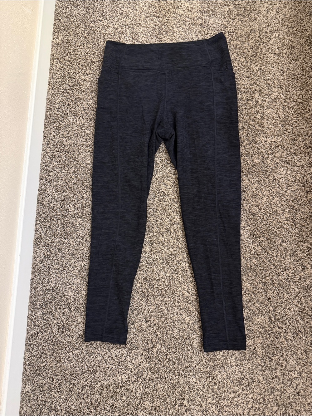 Victoria's Secret Active Leggings 16